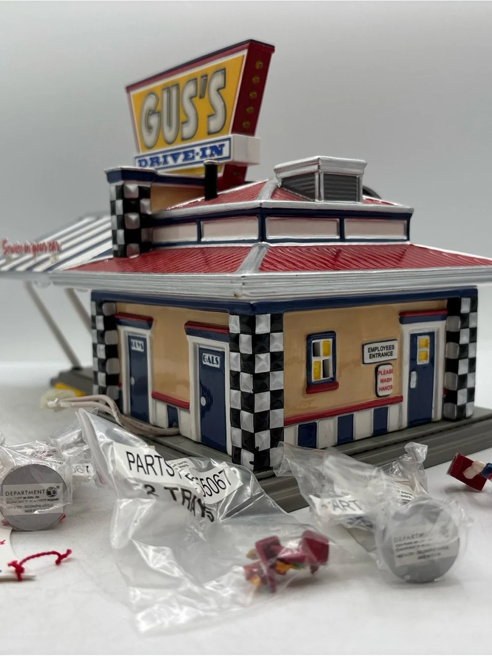 Department 56 2001 Vintage Original Snow Village Gus’s Drive-In Set Of 7 55067